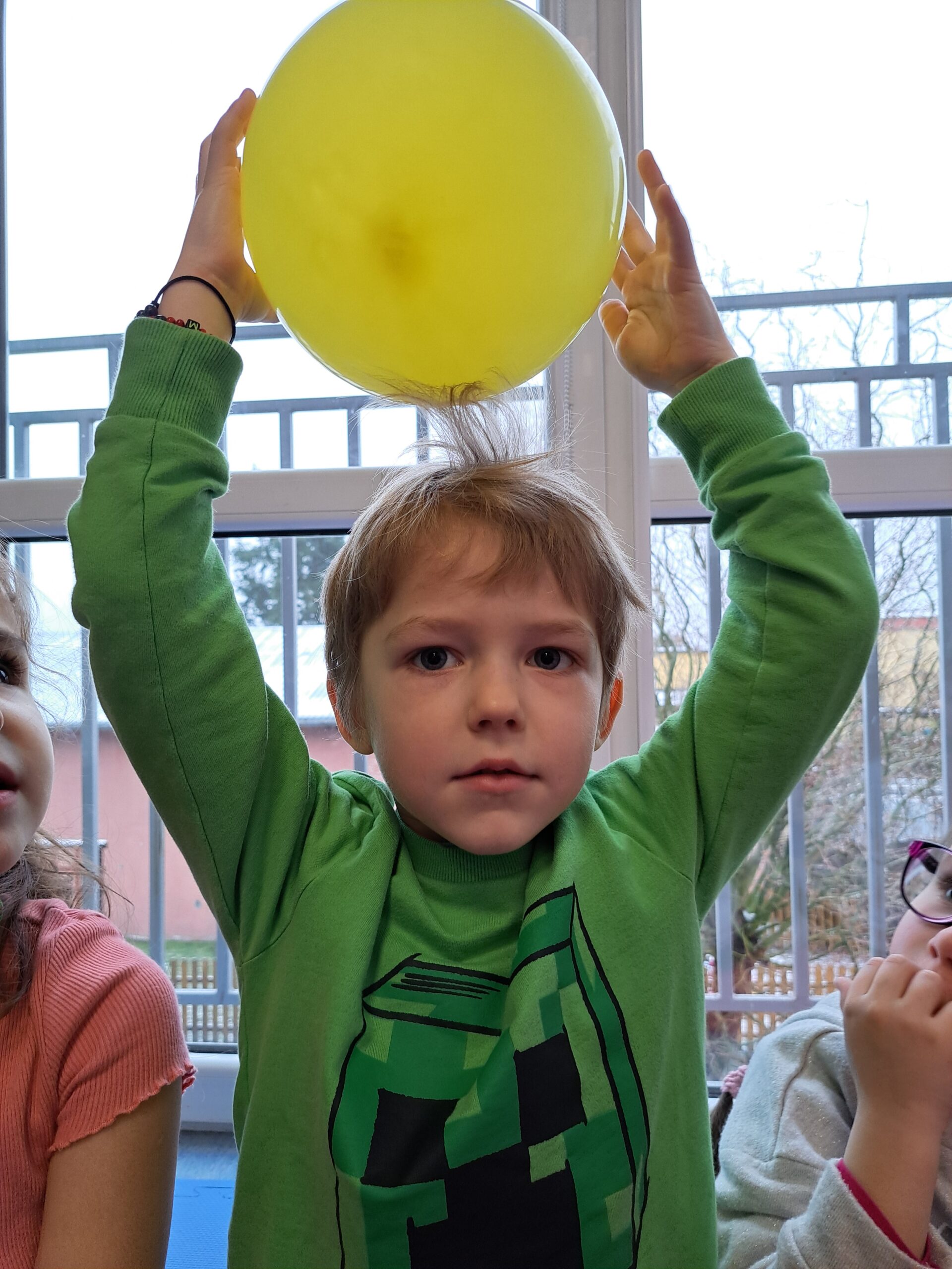 Odkrywcy eksperymentują z balonami
