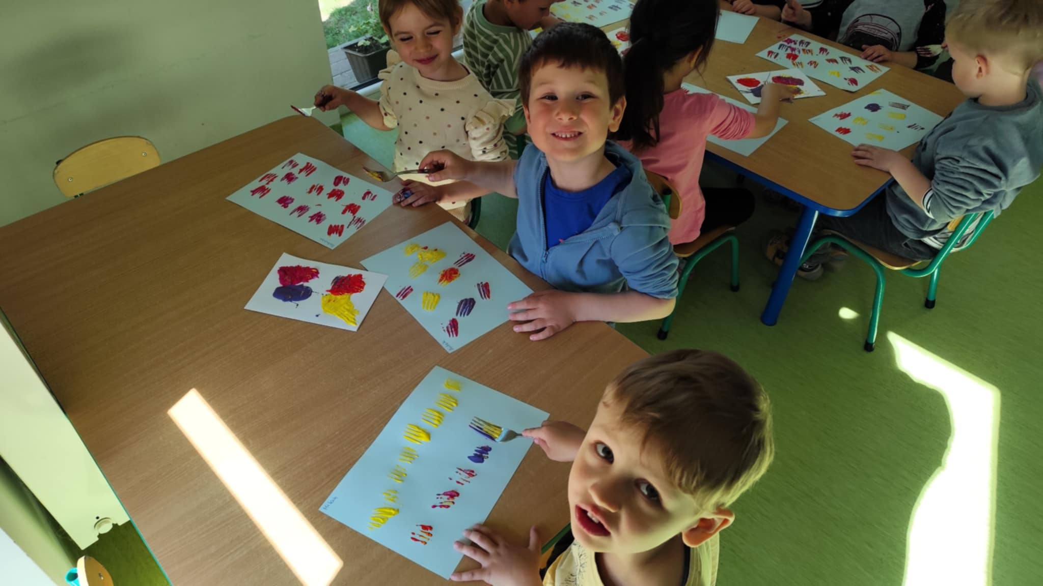 Poszukiwacze- Majowa łąka