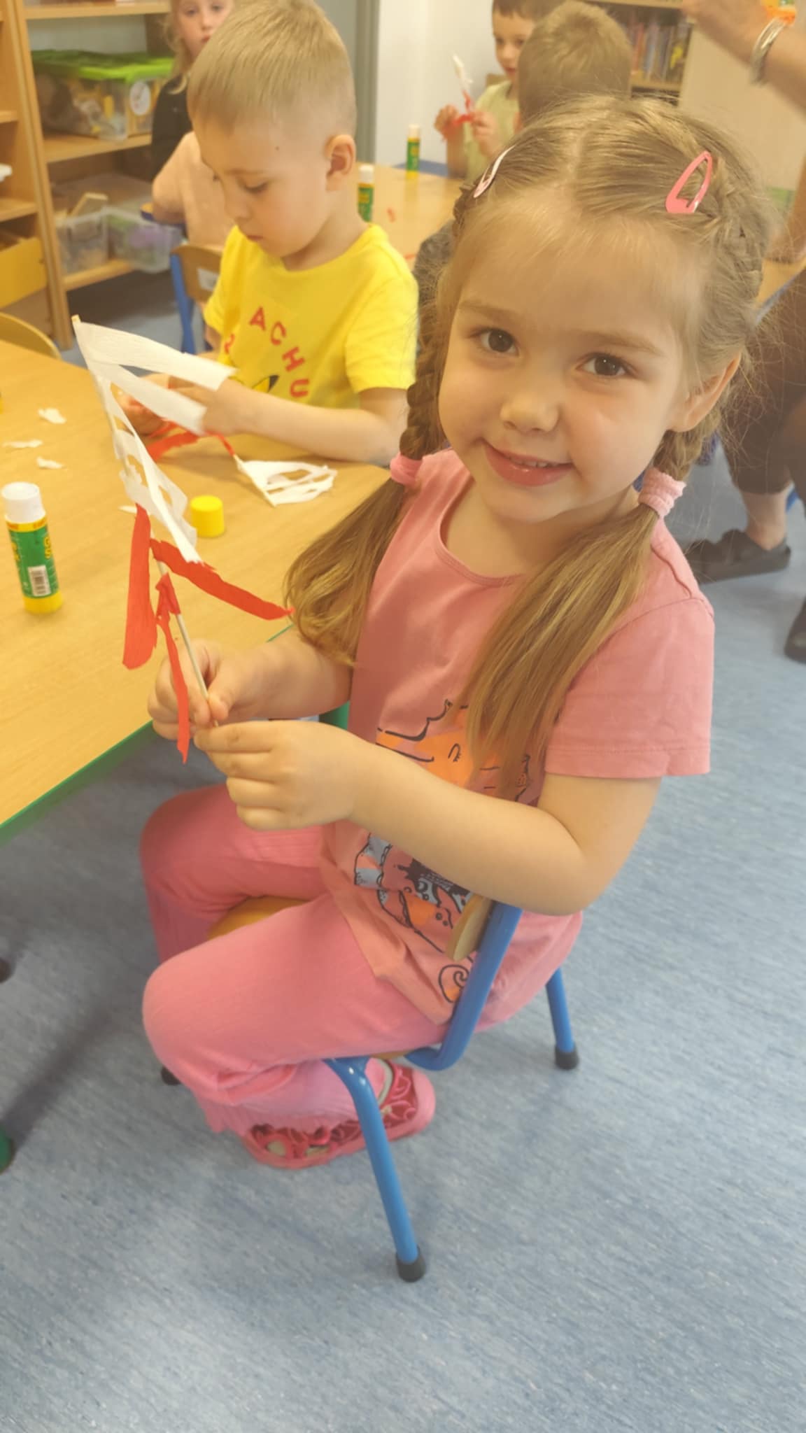 Muzykanci przygotowują się do Święta Flagi